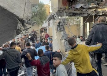 Más de treinta muertos en bombardeo a una escuela en Gaza
