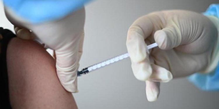 Más del 40% de la población ya cuenta con sus dosis de refuerzo