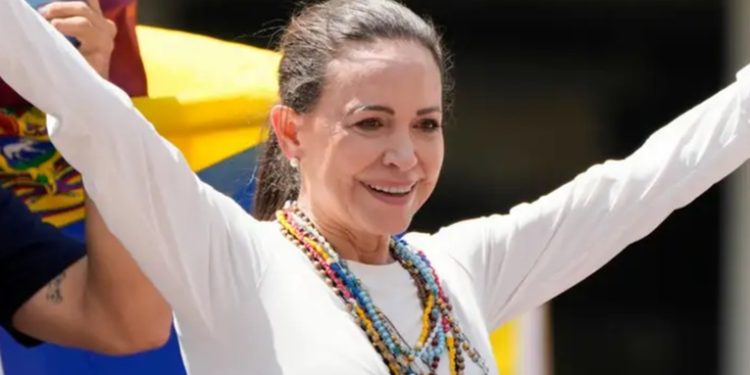 Machado: situación de 'presos políticos' es 'criminal'