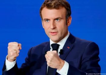 Macron anuncia proyecto para legalizar eutanasia restringida