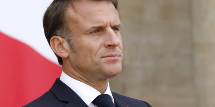 Macron busca aliados para crear una coalición militar en Ucrania Publicado: