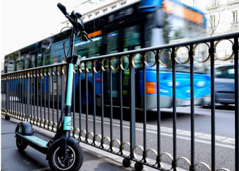 Madrid prohibirá patinetes eléctricos en el transporte público tras explotar una batería en un tren