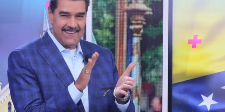 Maduro anuncia gran reforma constitucional en Venezuela
