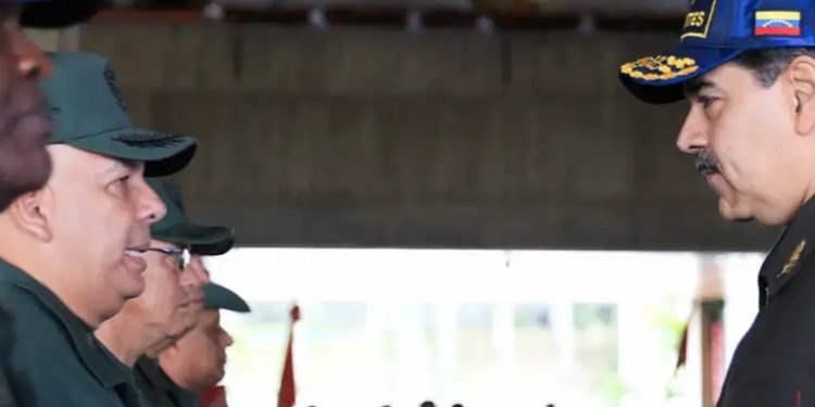 Maduro pide a autoridades mano de hierro tras protestas