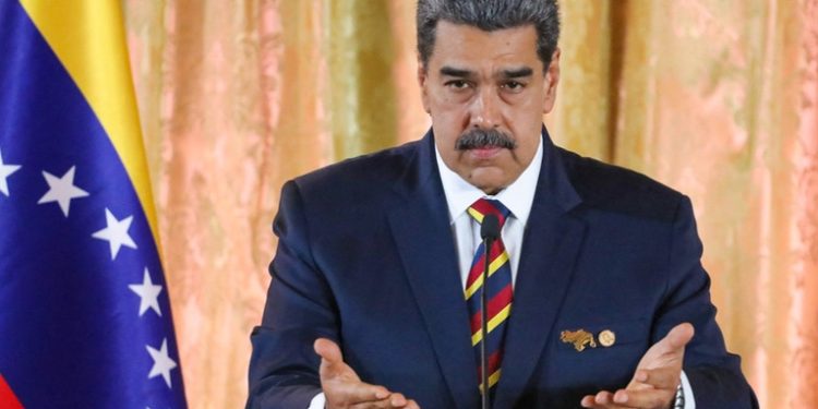 Maduro tacha a Milei de títere que está regalando las Malvinas