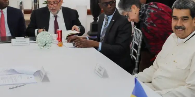 Maduro y Ali plantean diálogo y evitar escalar conflicto