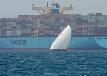 Maersk redirige todas sus rutas marítimas del mar Rojo