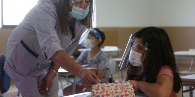 Maestros serán vacunados en la segunda fase de vacunación