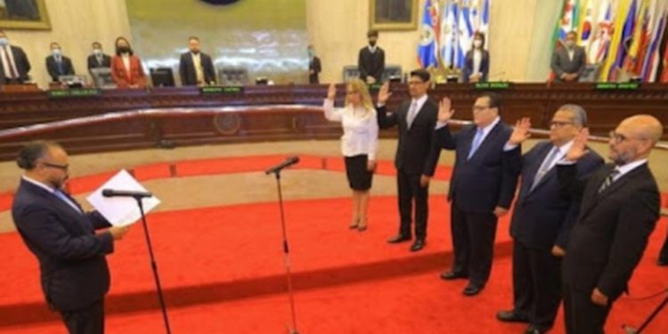 Magistrados de la Corte Suprema se asignan seguridad para cuando dejen el cargo