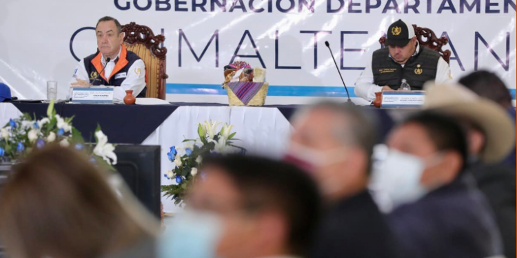Mandatario continua gira departamental este viernes visitó Chiquimula y Sacatepéquez
