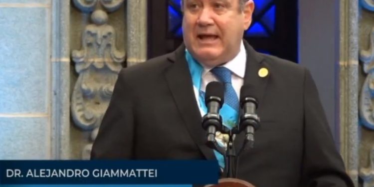 Mandatario Giammattei opina de la destitucion de Francisco Sandoval