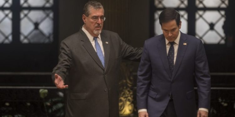 Mandatario Niega Compromiso con EE.UU. para Convertir a Guatemala en Tercer País Seguro