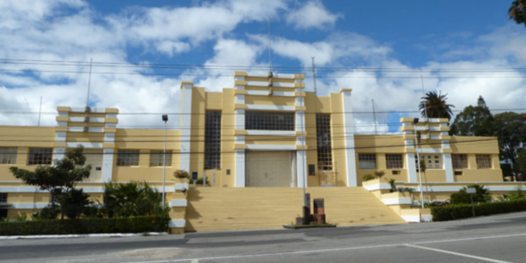Manifestaciones bloquean circulación en la ciudad