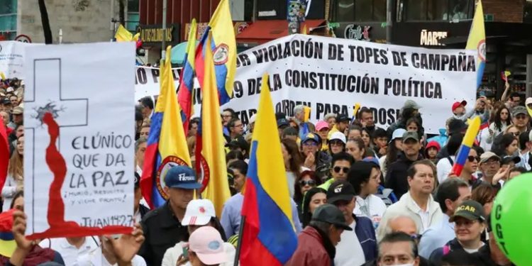 Manifestaciones en Colombia contra la gestión del Gobierno