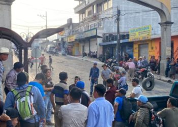 Manifestantes de San Andrés Itzapa demandan la liberación de dos bomberos capturados