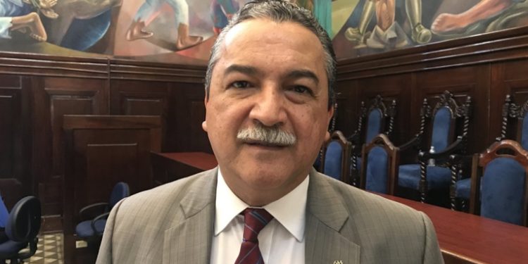 Manuel Conde denuncia ante la OEA intromisión de observadores en elecciones guatemaltecas