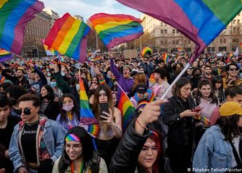 Marcha del Orgullo congrega en Chile a 80.000 personas