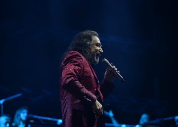 Marco Antonio Solís El Buki expresa gratitud a Guatemala en su concierto