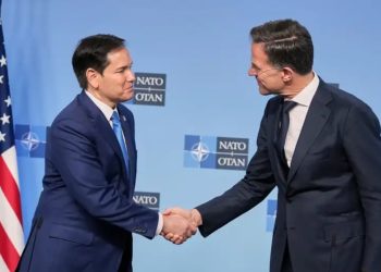 Marco Rubio critica histeria: EE. UU. seguirá en la OTAN