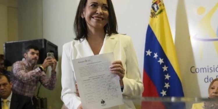 María Corina Machado denuncia violento ataque durante acto político en Venezuela