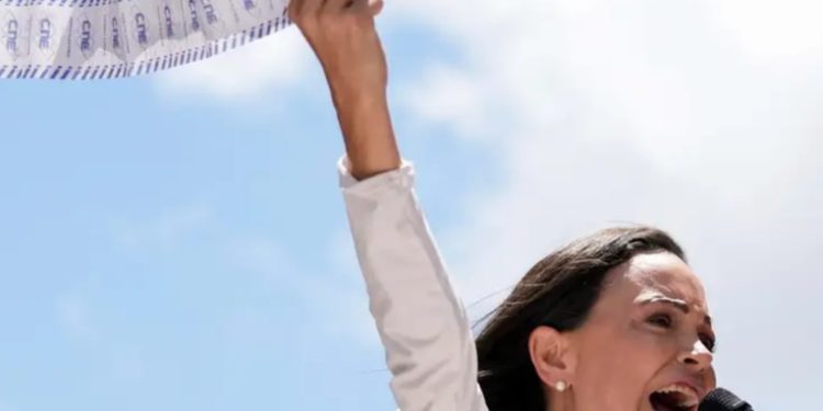 María Corina Machado: 'Vamos a hacer ceder' a Maduro