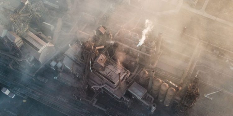 Mariúpol, al lí­mite mientras la población clama por un corredor humanitario