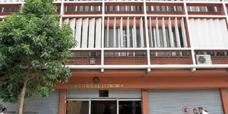 Medio millón de microempresarios se encuentran registrados en el ministerio de Economía