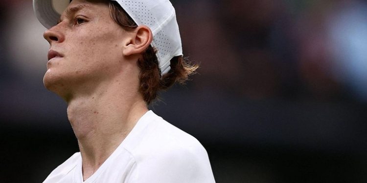 Medvedev elimina a Sinner en Wimbledon