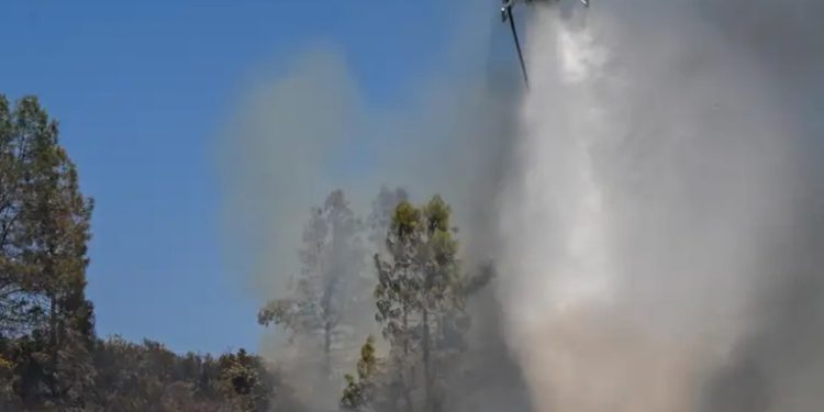 Megaincendio en EE.UU. obliga a evacuar a miles de personas