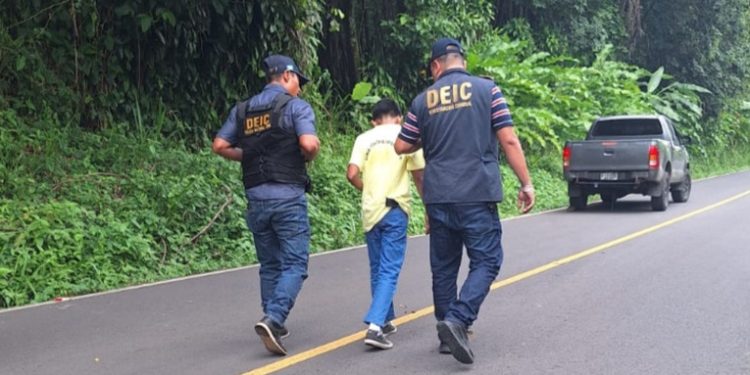 Menor de edad es detenido por la PNC en relación con ataque a estudiante en Quetzaltenango