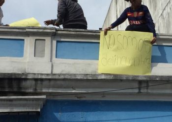 Menores escapan del hogar Zafiro 1