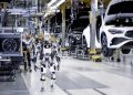 Mercedes 'contratará' a robots humanoides para sus fábricas