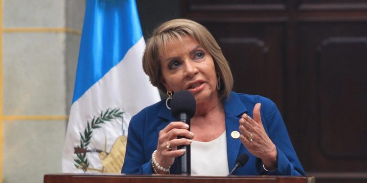 Mesa Técnica Evaluará Contratos de Proyectos en Ministerio de Comunicaciones