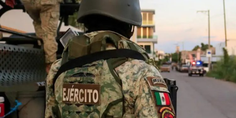 México: 19 muertos tras enfrentamiento de bandas y Ejercito