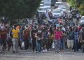México: agentes disuelven la cuarta caravana de migrantes