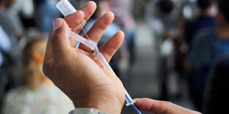 México aplica más de 1,4 millones de vacunas anticovid en un solo dí­a