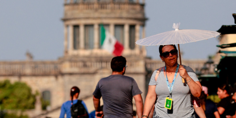 México bate récord de muertes y casos atendidos por ola de calor
