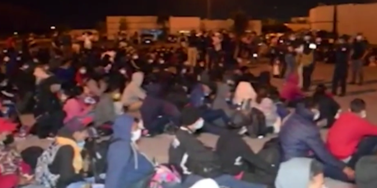 México detiene a 625 migrantes centroamericanos