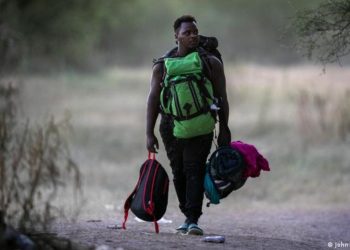 México enví­a a Haití­ segundo vuelo con migrantes deportados