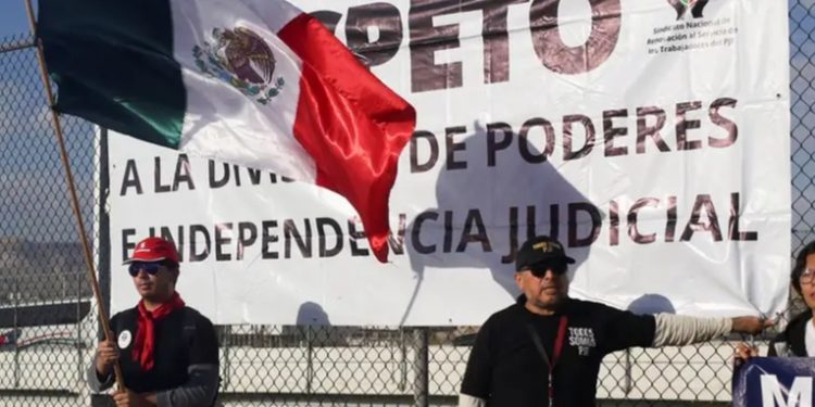 México: más de 34.000 candidaturas para elección de jueces