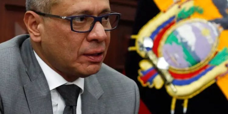 México pide a Ecuador salvoconducto para Jorge Glas