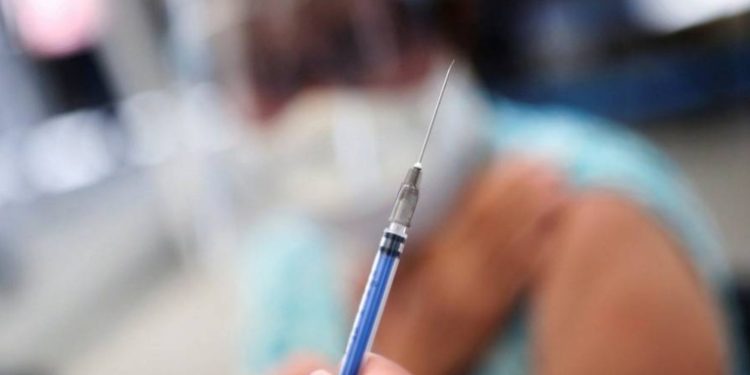 México producirá la vacuna rusa Sputnik V