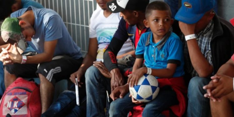 México rescata a más de 300 migrantes, la mayorí­a guatemaltecos