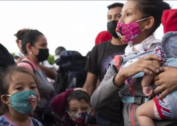 México suspende deportaciones de migrantes por iliquidez