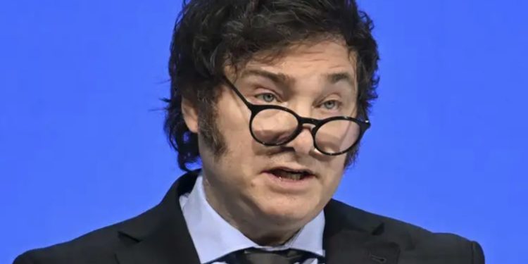 Milei califica al socialismo de satánico y cancerígeno