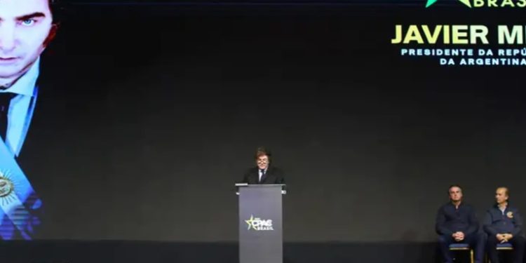 Milei clausura reunión de derechistas en Brasil