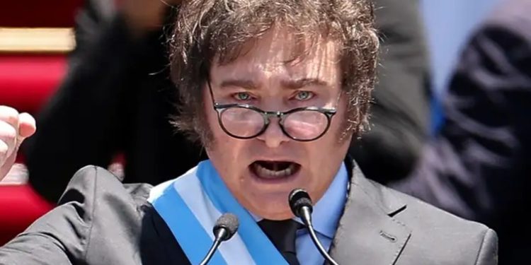 Milei ordena la desregulación de la economía en Argentina