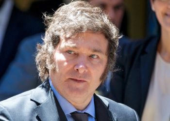 Milei ratifica su plan de dolarización para Argentina y marca distancia con China