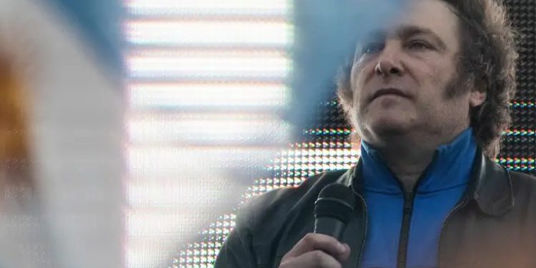 Milei viaja a EE.UU. para reunirse con organismos de crédito