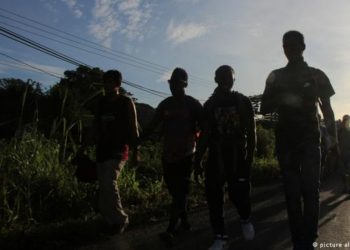 Miles de migrantes alistan caravana desde el sur de México